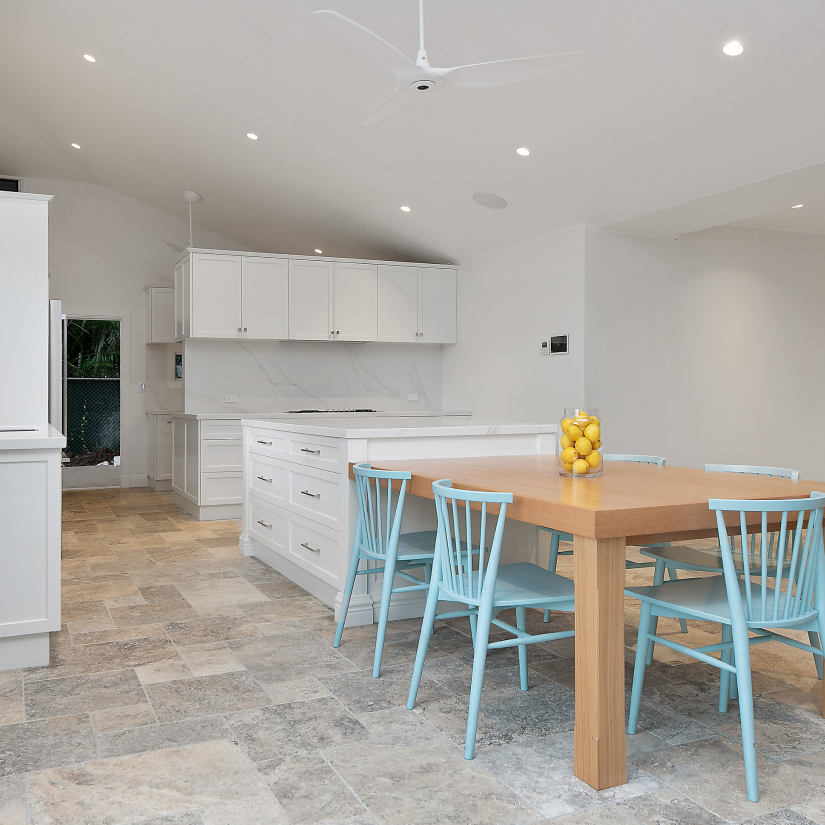 Silver Travertine - Stone Tile - Tumbled & Unfilled